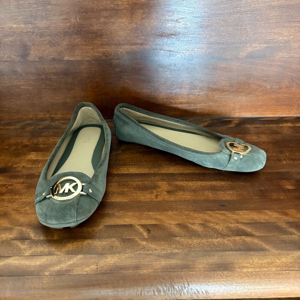Michael Kors Women's Fulton Moccasin Suede Flats Olive Green Balletcore 8
